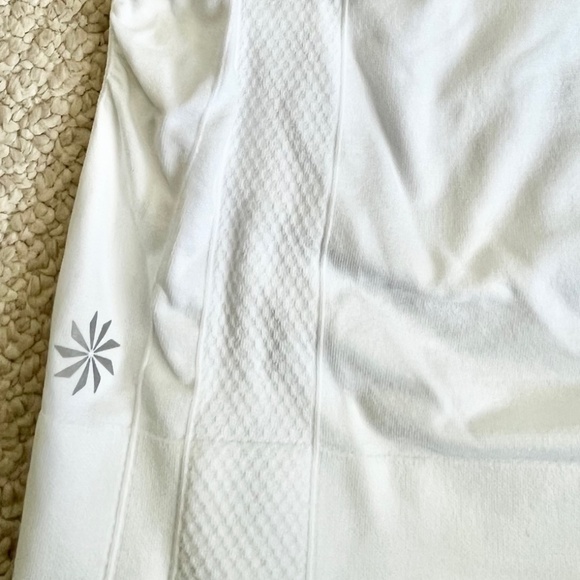 Athleta In Motion Shirt, Medium - Picture 5 of 7